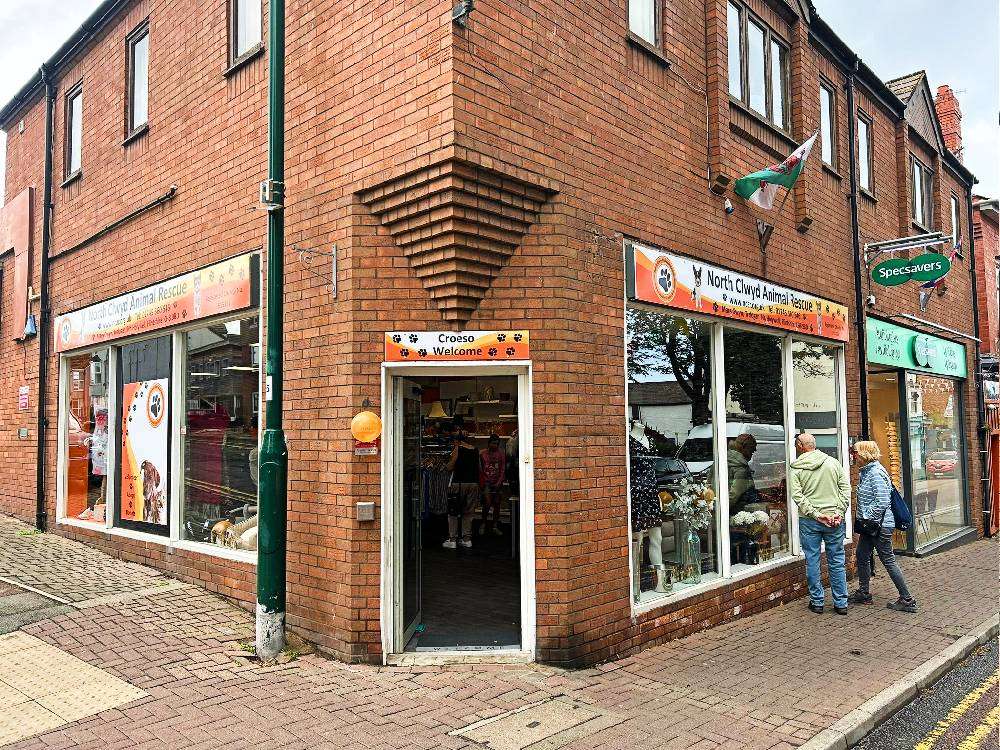 new prestatyn charity shop